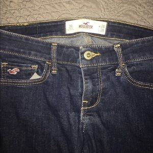 Hollister dark denim skinny jean