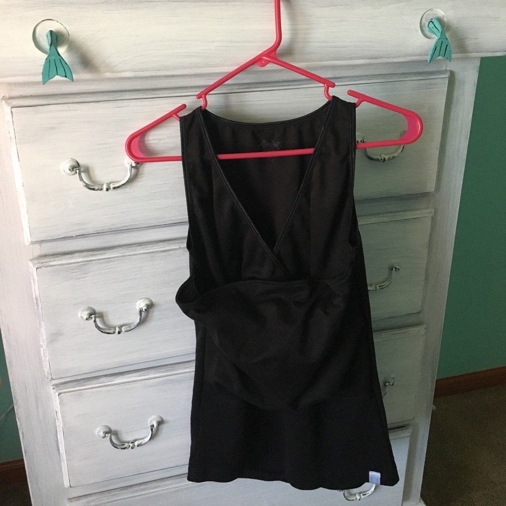 Maternity soothe shirt