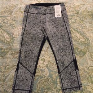 Lululemon Pace Rival Crop- NEW!