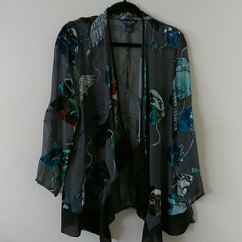 Beautiful vintage kimono top