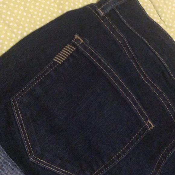 Paige Shorts - Picture 3 of 3