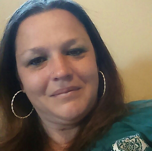 Meet your Posher, Michelle - Picture 2 of 8