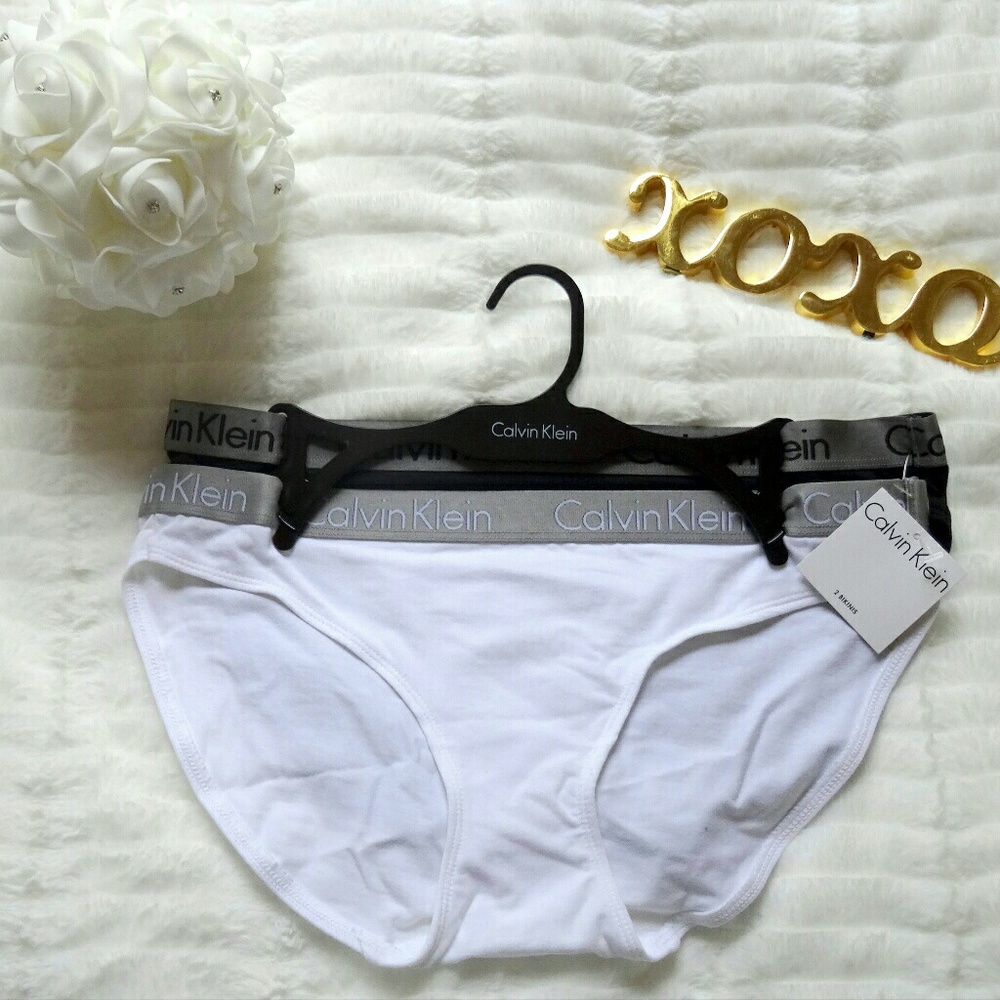 ♥♥Calvin Klein Radiant Logo Bikinis Panties Medium