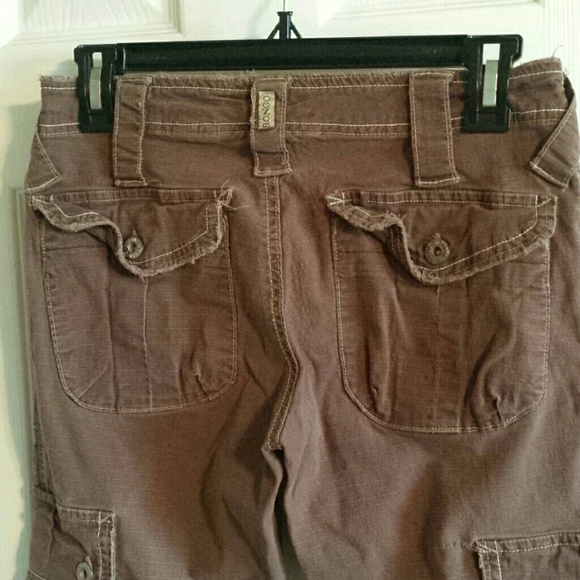 Women's Bongo, capri SIZE 5 - Picture 3 of 3