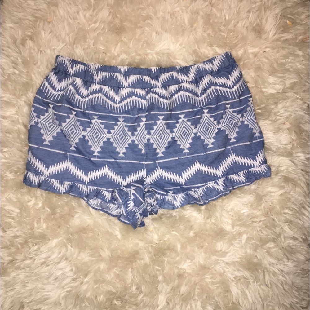 Cute patterned shorts!!!