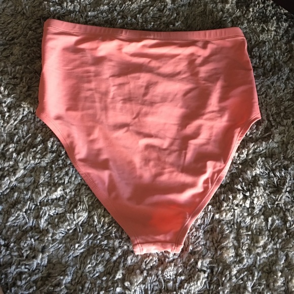 🚫SOLD🚫 Coral XL bikini Forever 21 plus - Picture 5 of 5