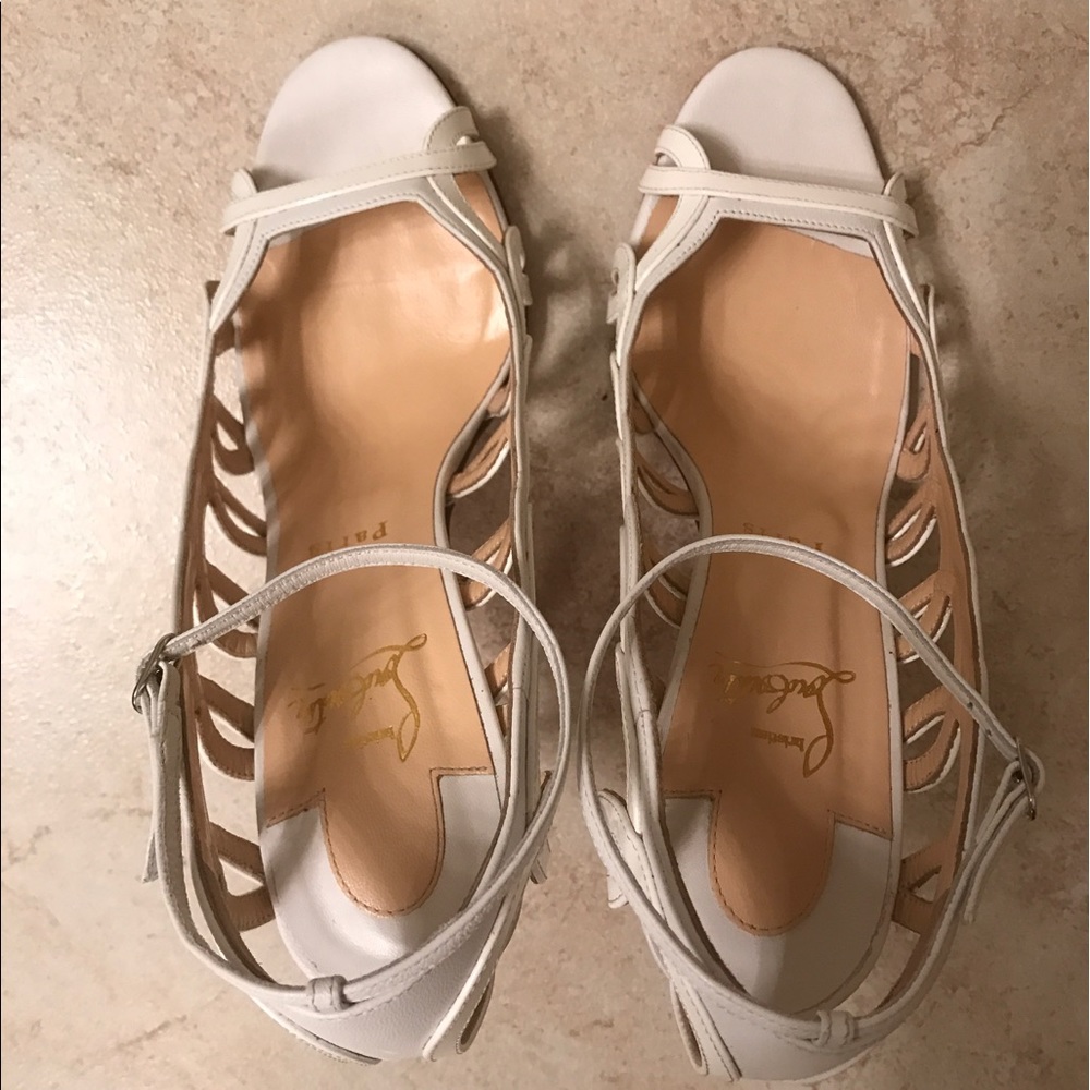 Christian Louboutin Houla  Hot Patent 100mm Sandal