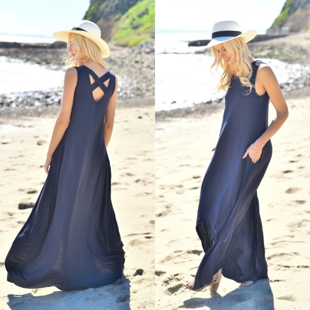 📣Liquidation 📣 LARGE ONLY! Navy Maxi Dress - Picture 3 of 3