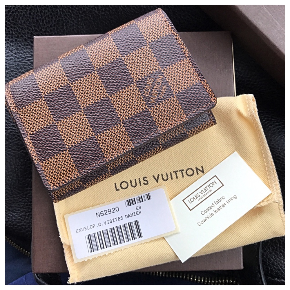 ❌SOLD❌ Louis Vuitton Business Card Holder