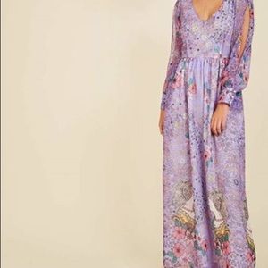 Loop, Twirl, and Arch Maxi