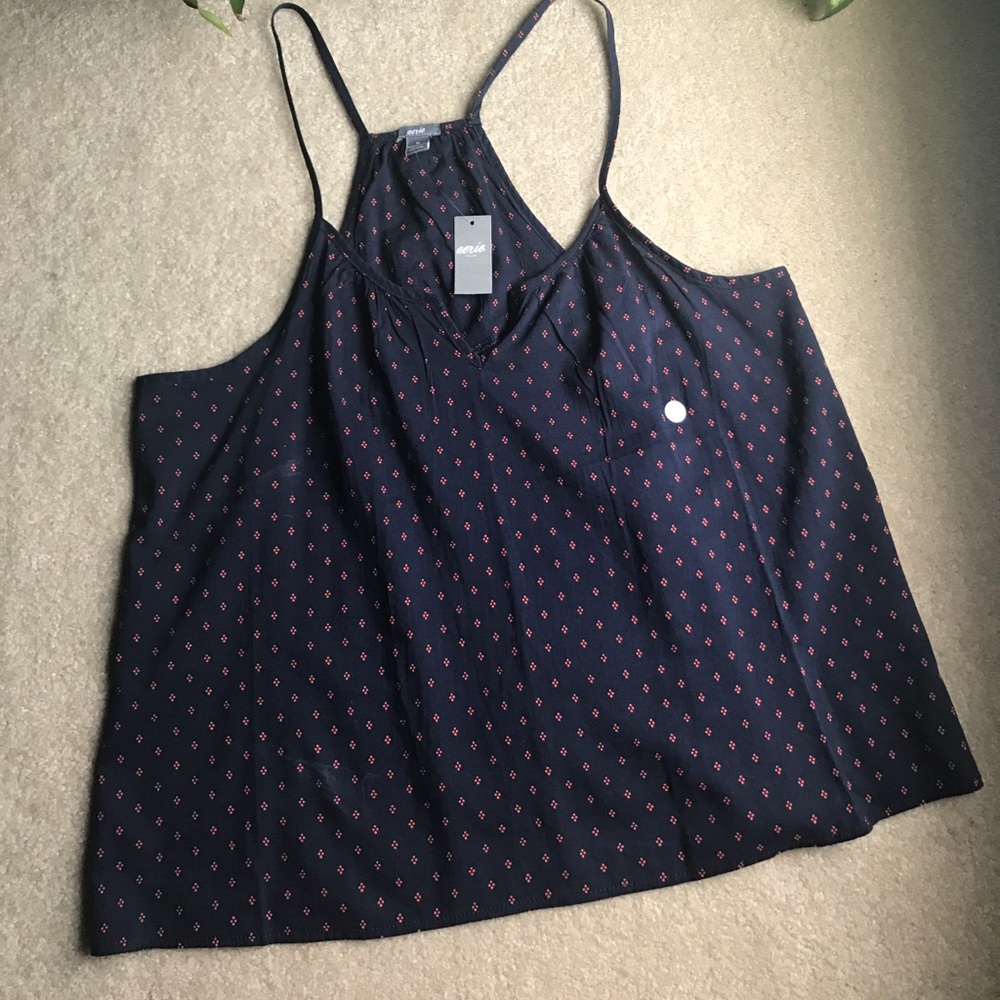 NWT aerie tank - Picture 1 of 3