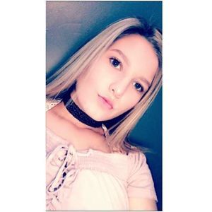 Meet your Posher, Whitney