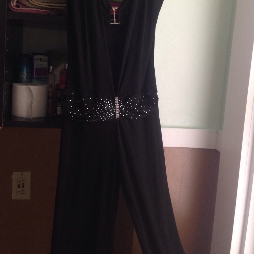 Black slice pants like a dress! Diamond belt top