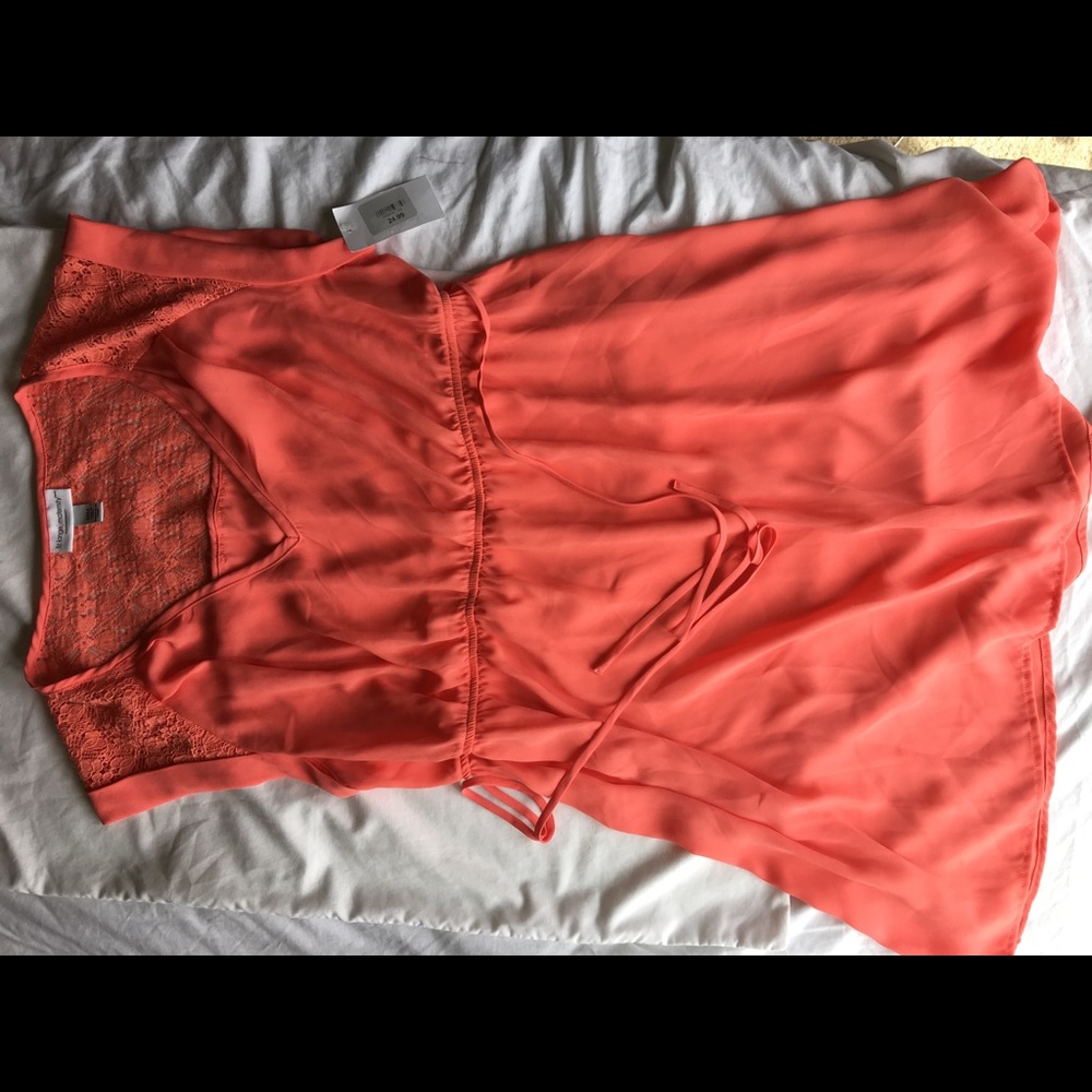 Liz Lange maternity blouse