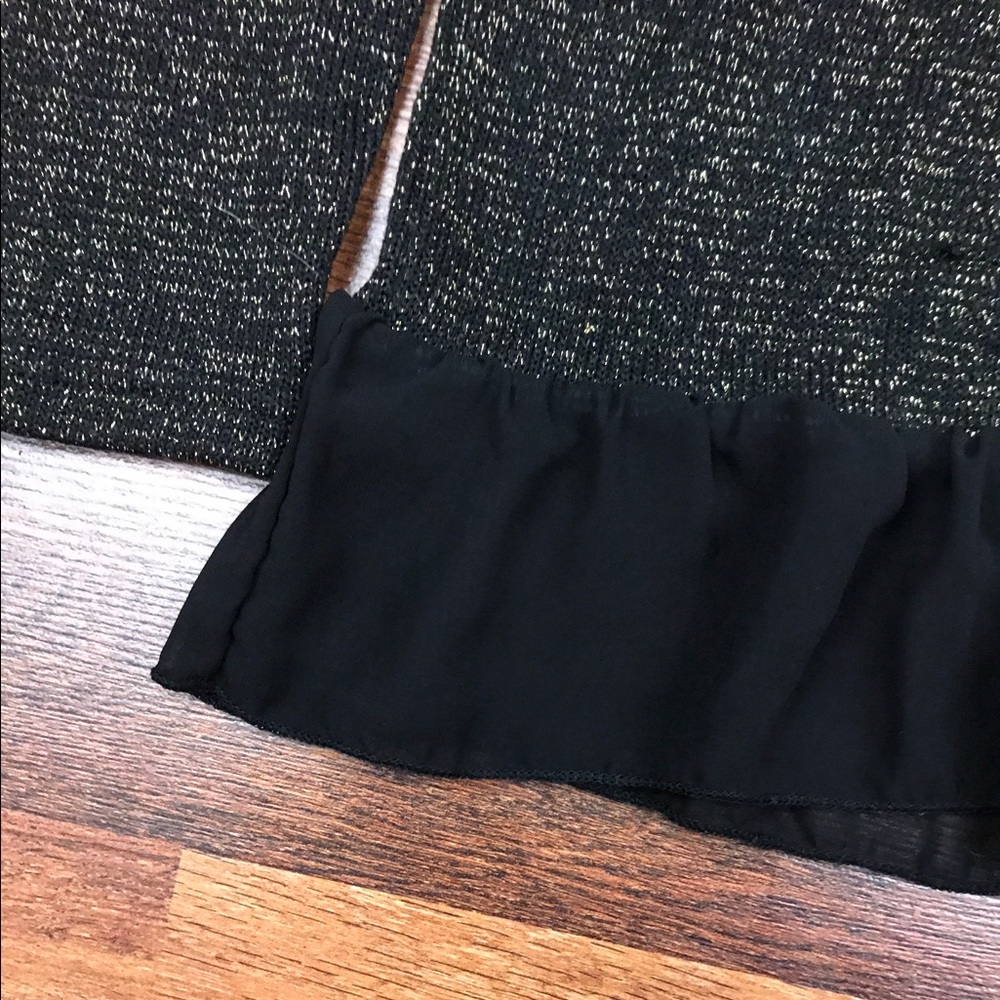 2 for $10 ✨ Minnie Mouse Top  - Picture 3 of 6