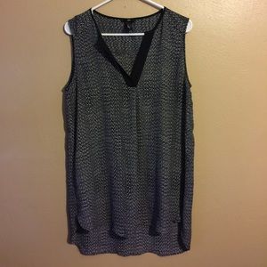 H&M black and white top size 8