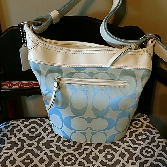 Coach Handbags - Coach purse