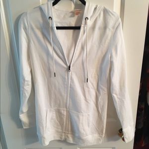 White zip-up hoddie