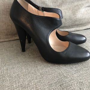 Prada Black Pumps Size 39.5