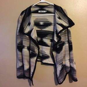 Black and creme sweater size L