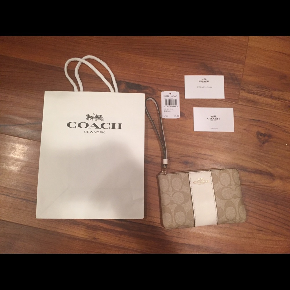 NWT coach wristlet