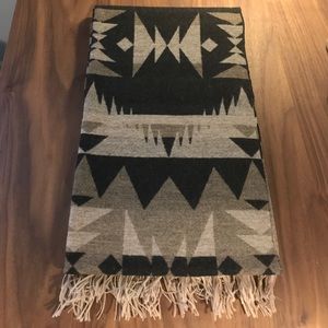 Pendleton Men's scarf