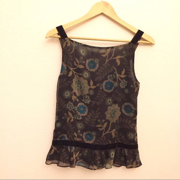 Ann Taylor Loft Top - Picture 5 of 8