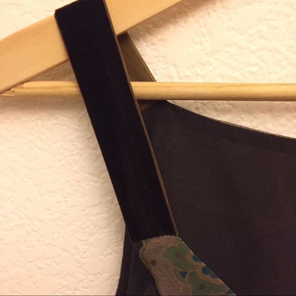 Ann Taylor Loft Top - Picture 8 of 8