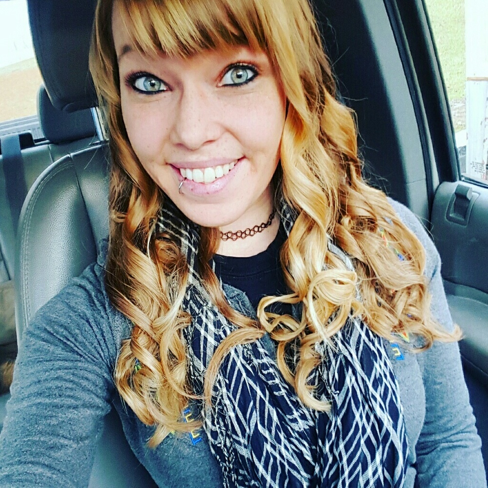 Meet your Posher, Tiffanie