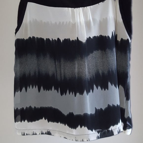 Skirt - Picture 2 of 2