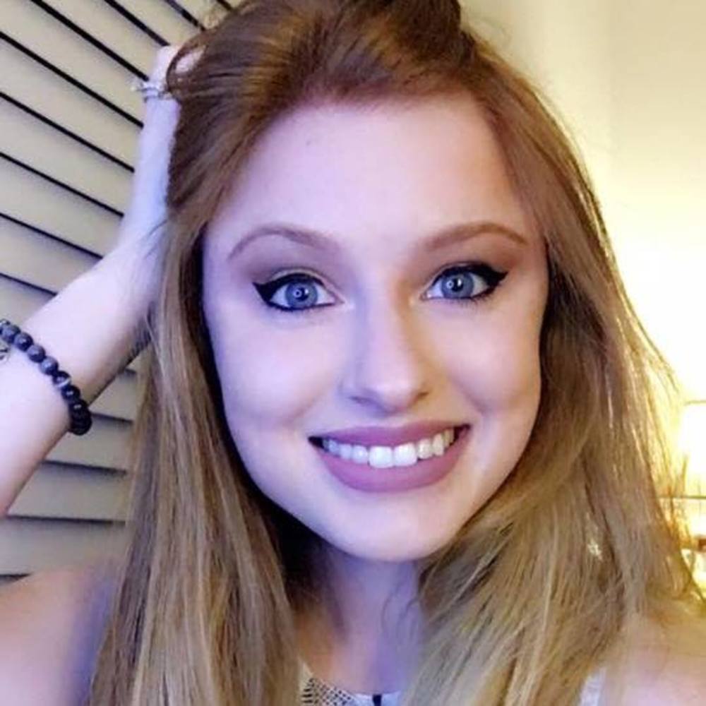 Meet your Posher, Brittany