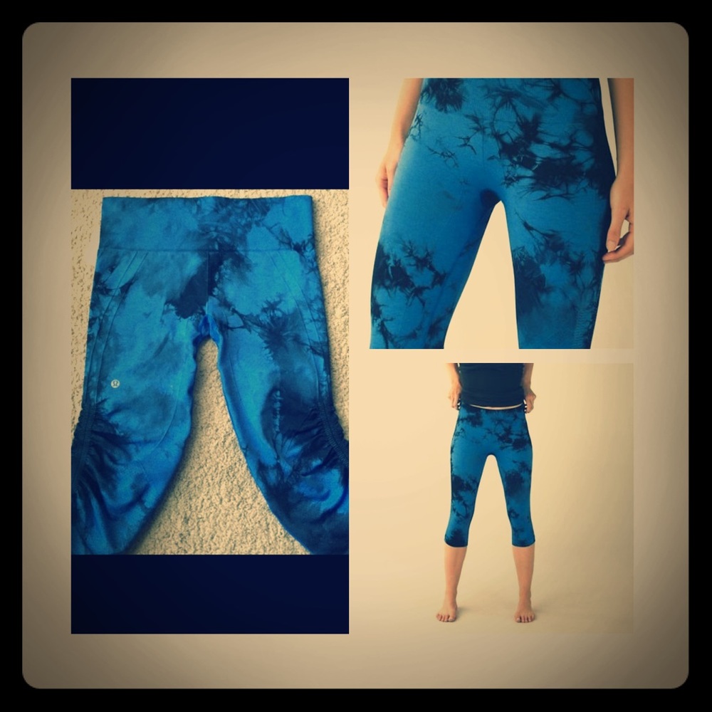 Lululemon in the flow crop tie dye blue 6 NWOT!!!
