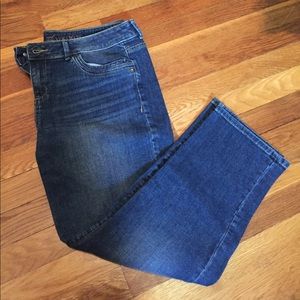 Simply Vera Vera Wang Jean Capris