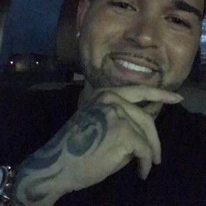 Meet your Posher, Dustin