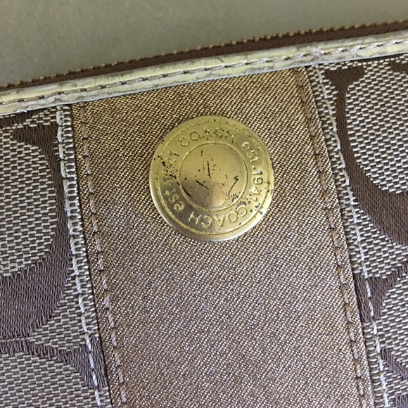 Coach Wallet - Picture 2 of 5