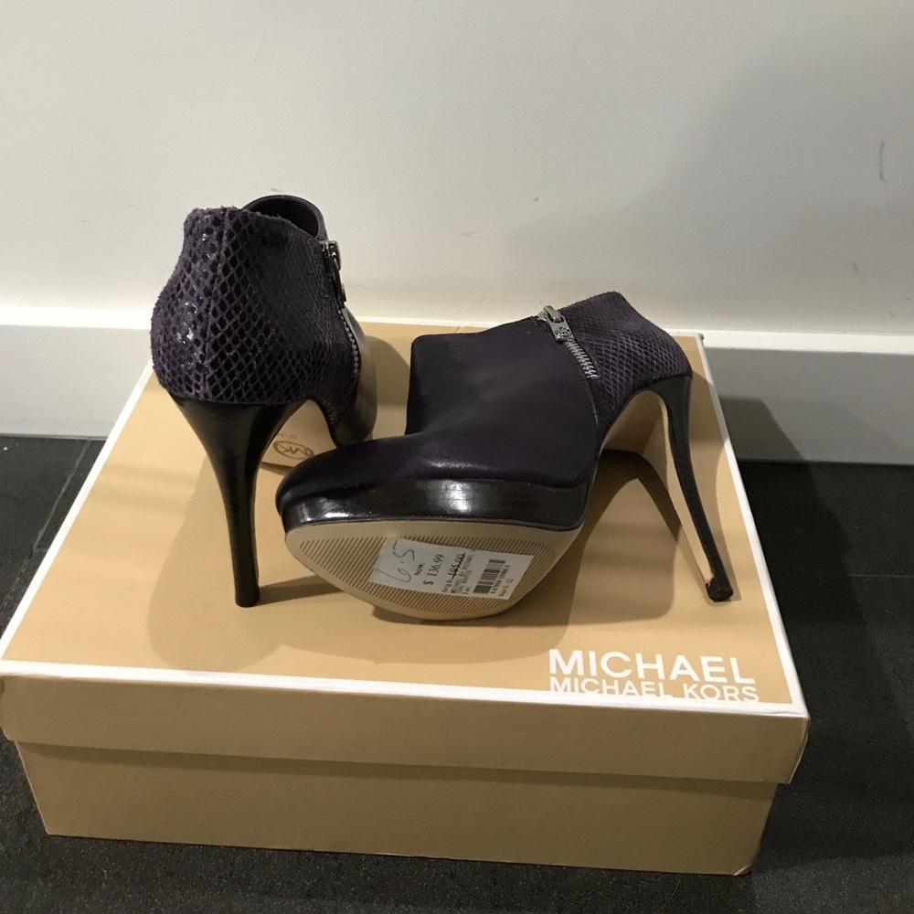 Michael Kors Platform Booties NWT💃