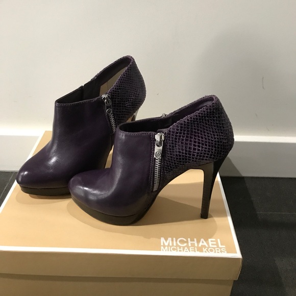 Michael Kors Platform Booties NWT💃 - Picture 4 of 5