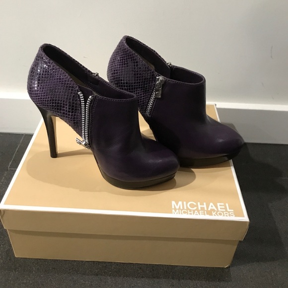 Michael Kors Platform Booties NWT💃 - Picture 2 of 5