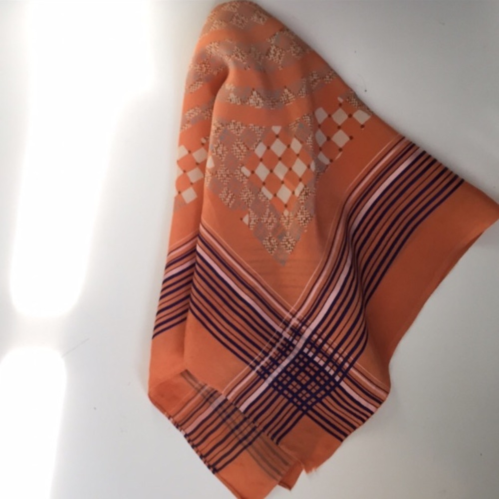 VINTAGE SCARF - Picture 7 of 7