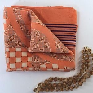 VINTAGE SCARF