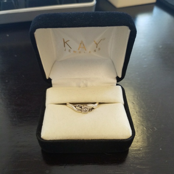 Kay Jewelers Promise Ring - Picture 1 of 4