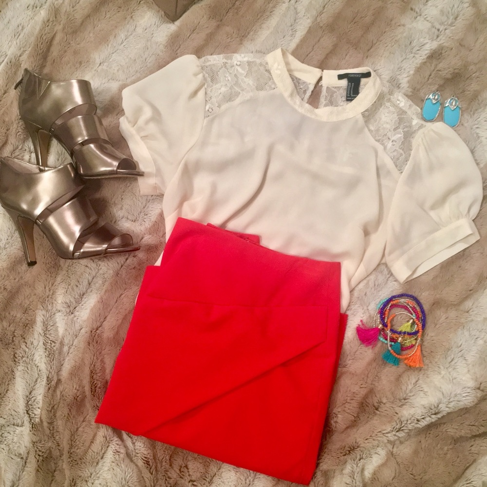 NY&COMPANY Red Pencil Skirt w/ Side Slit Size 0