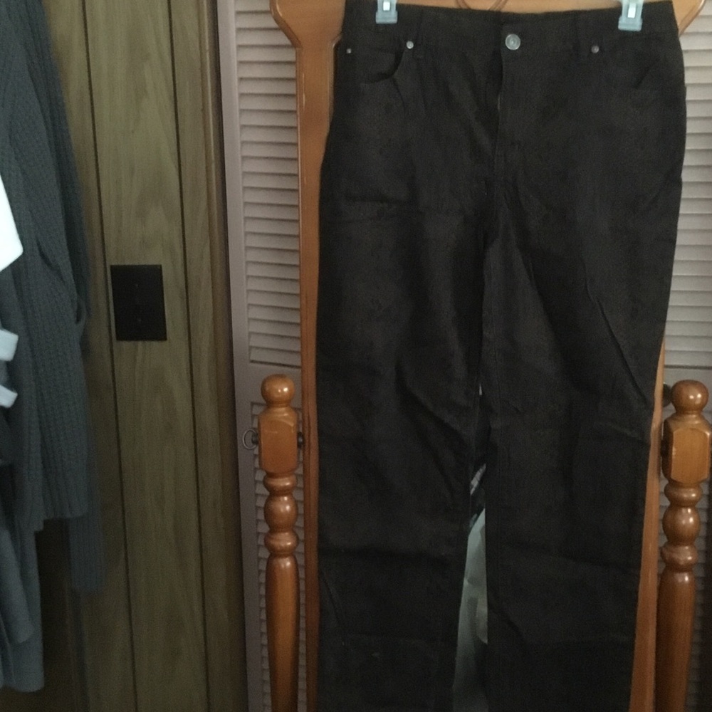 Patterned jeans