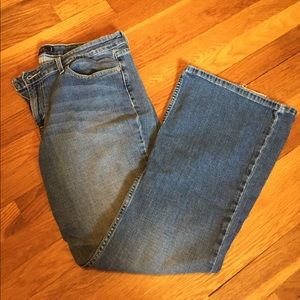 Levi's 518 Superlow Jeans
