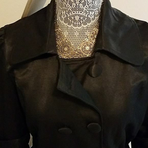 Elegant black satin trench coat - Picture 6 of 6