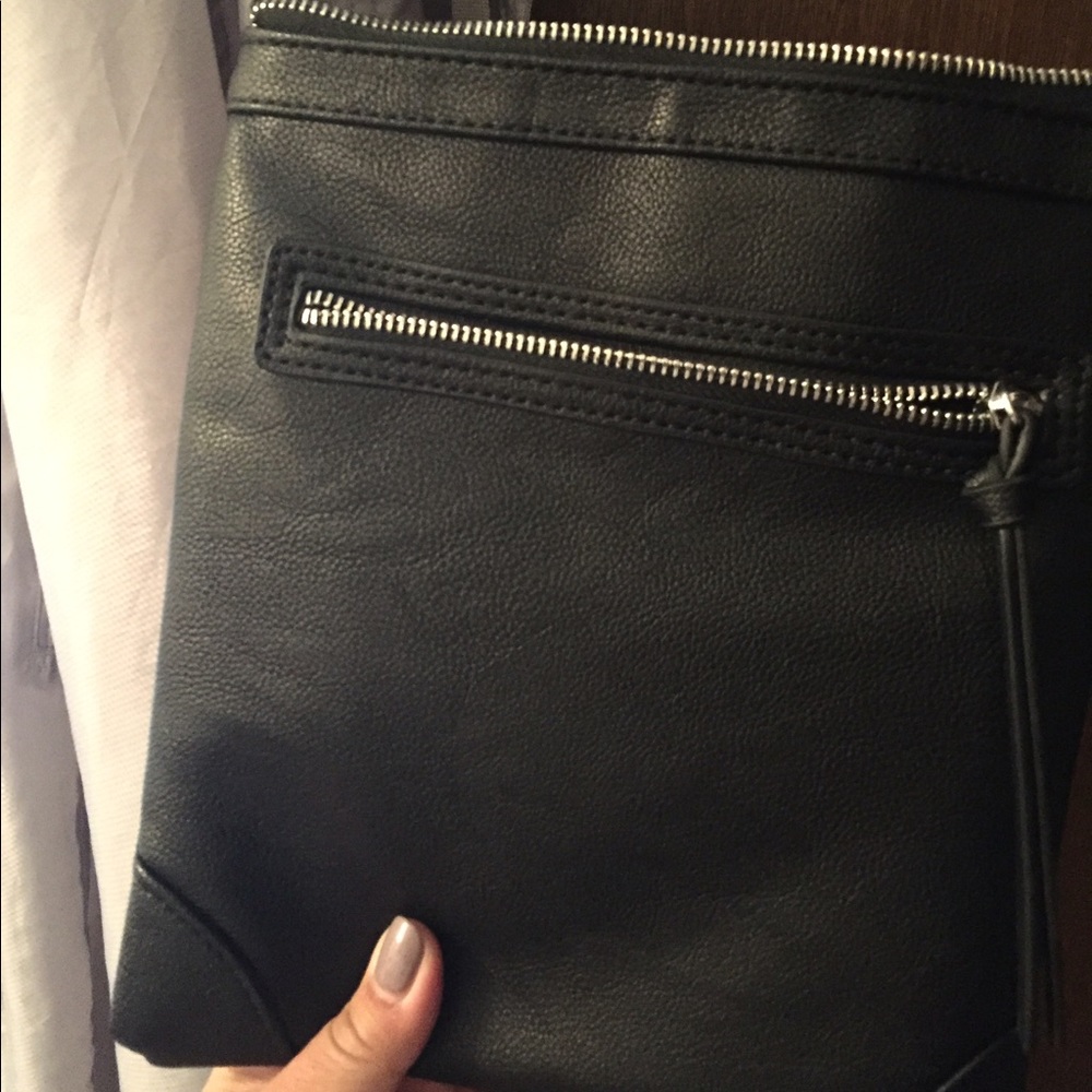 Forever21 crossbody black leather bag