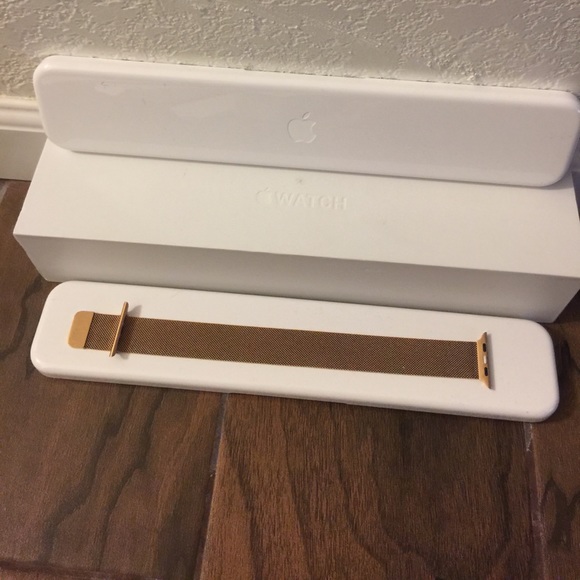 Apple Watch - Apple iWatch 42 MM Milanese Loop (GOLD) from