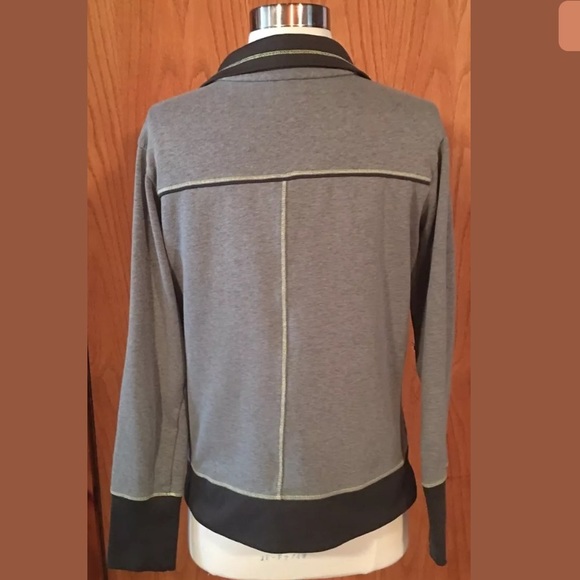 Sold - Picture 3 of 7