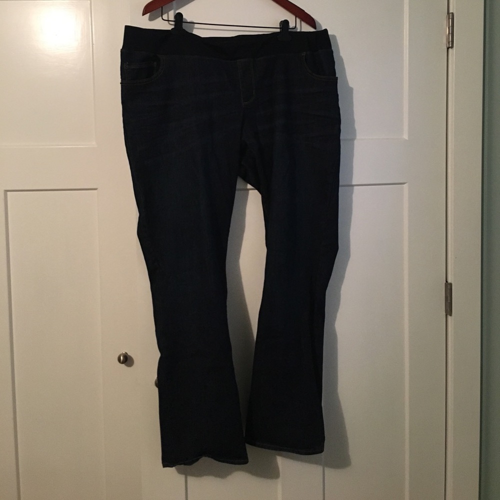 Dark blue maternity jeans!