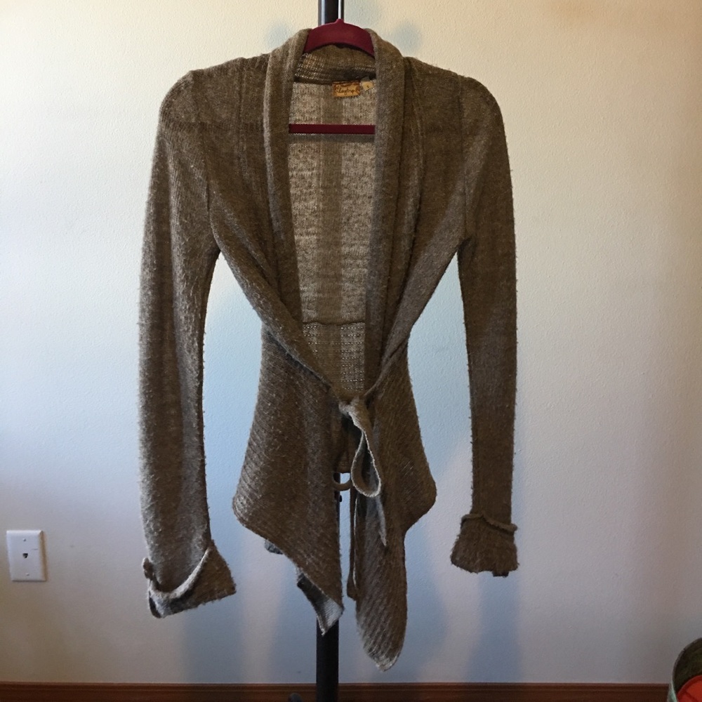 Daytrip light brown high/low Cardigan!